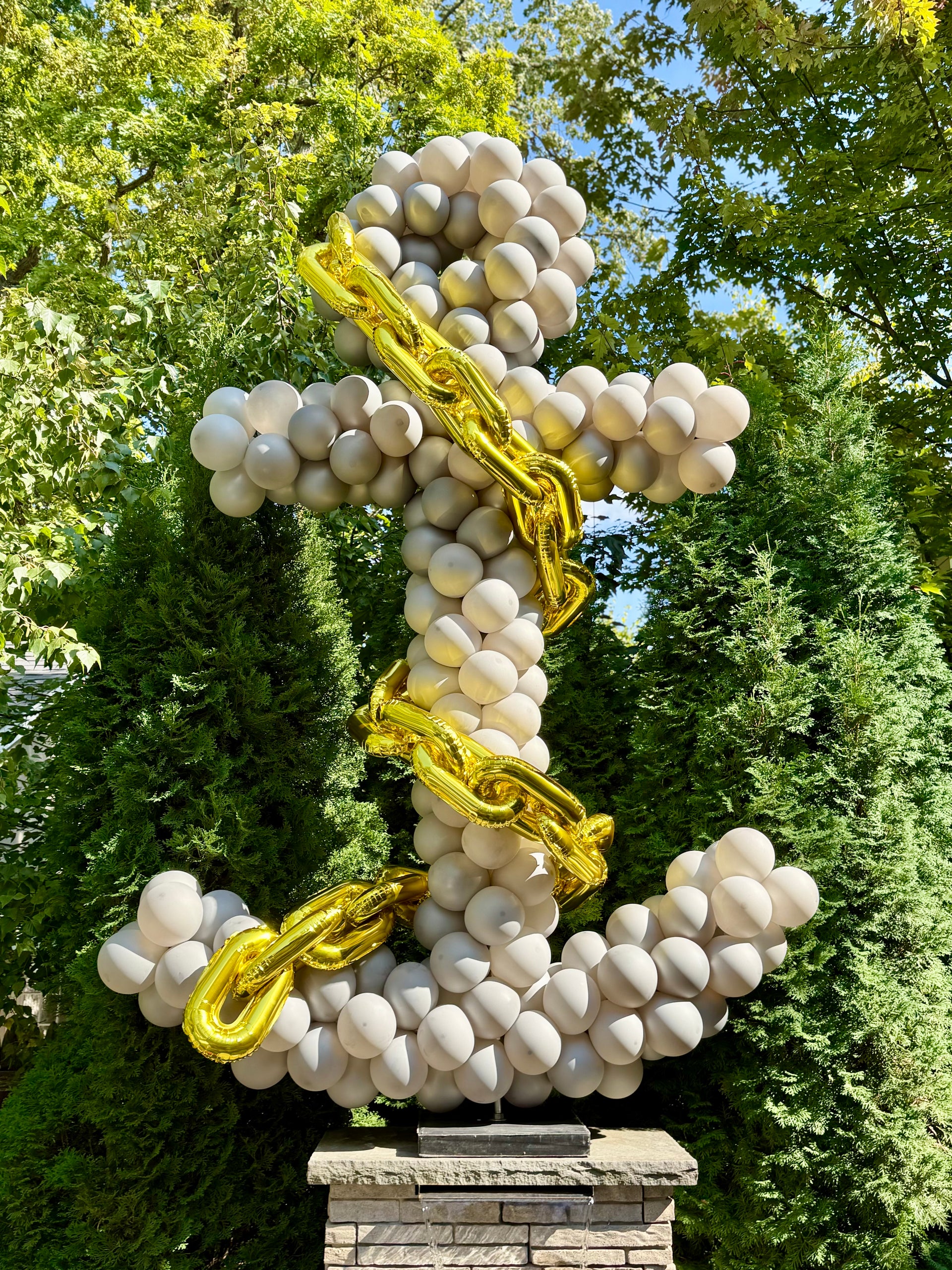 Novelty Sculptures Styling & Custom Decorations