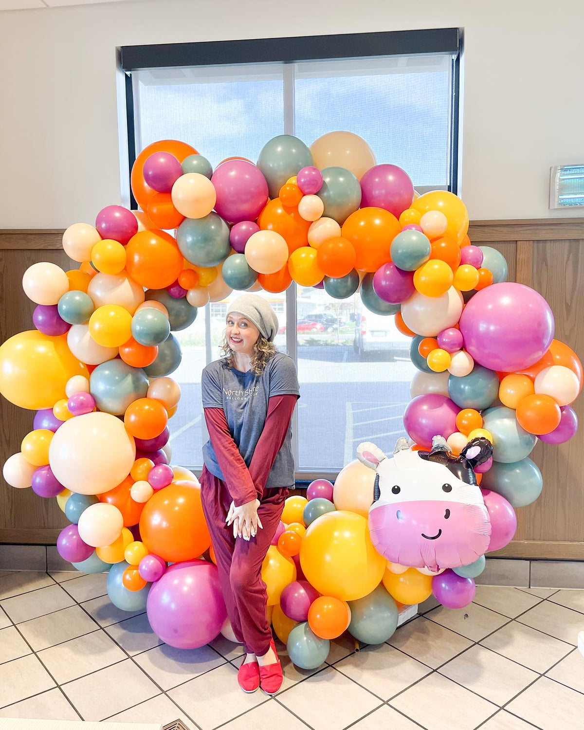 Chick-Fil-A Cow Fall Photo-Op Circle Arch