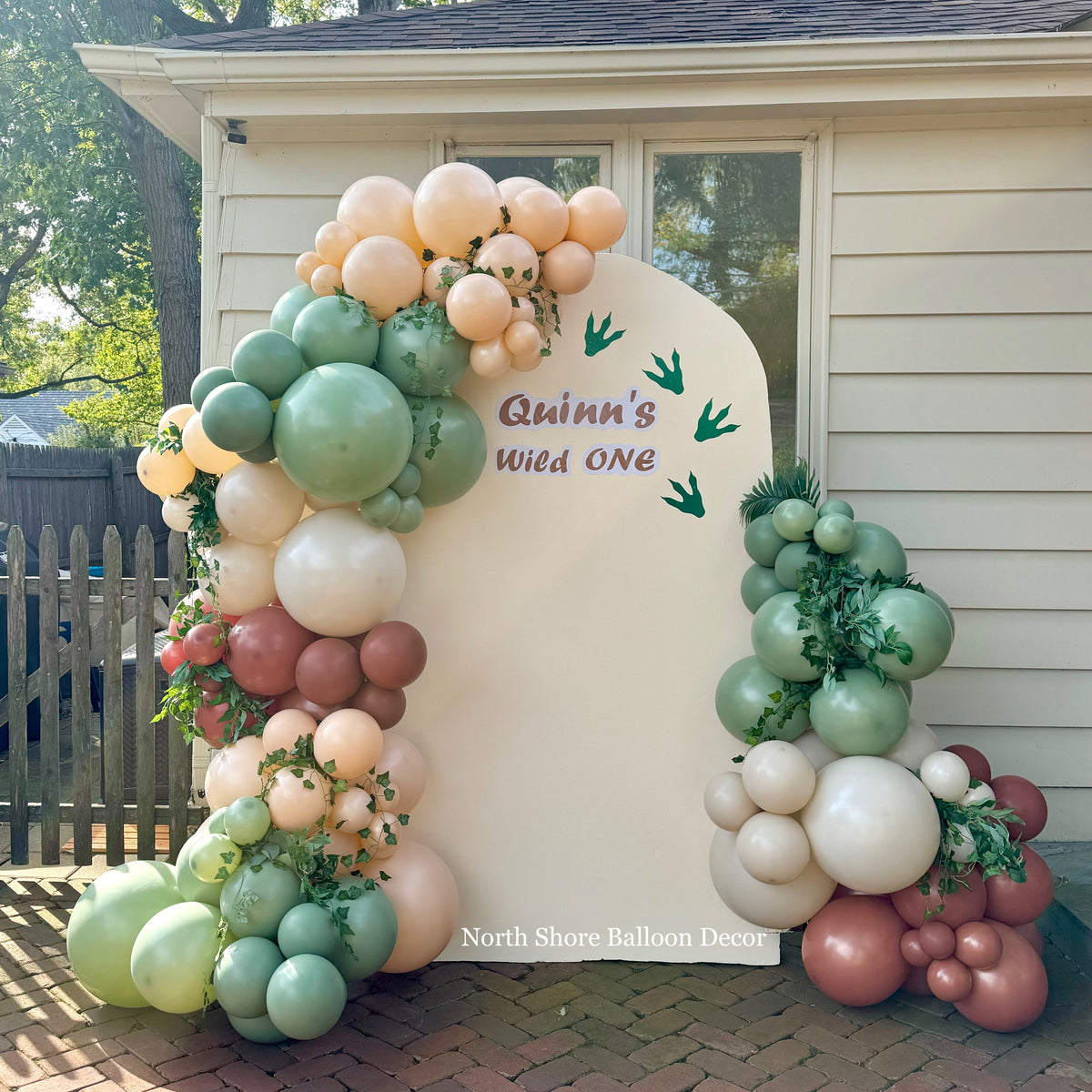 Dinosaur Birthday Backdrop & Balloon Garland
