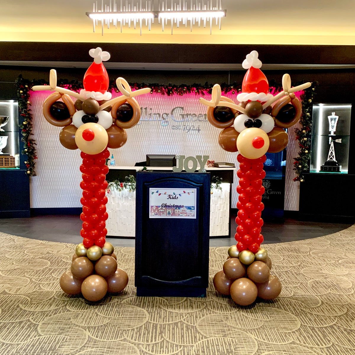 Reindeer Balloon Columns