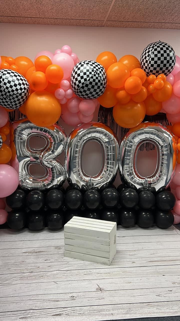 Halloween Balloon Garland BOO!
