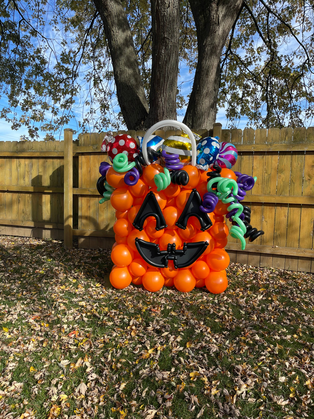 Halloween Trick or Treat Sculputre