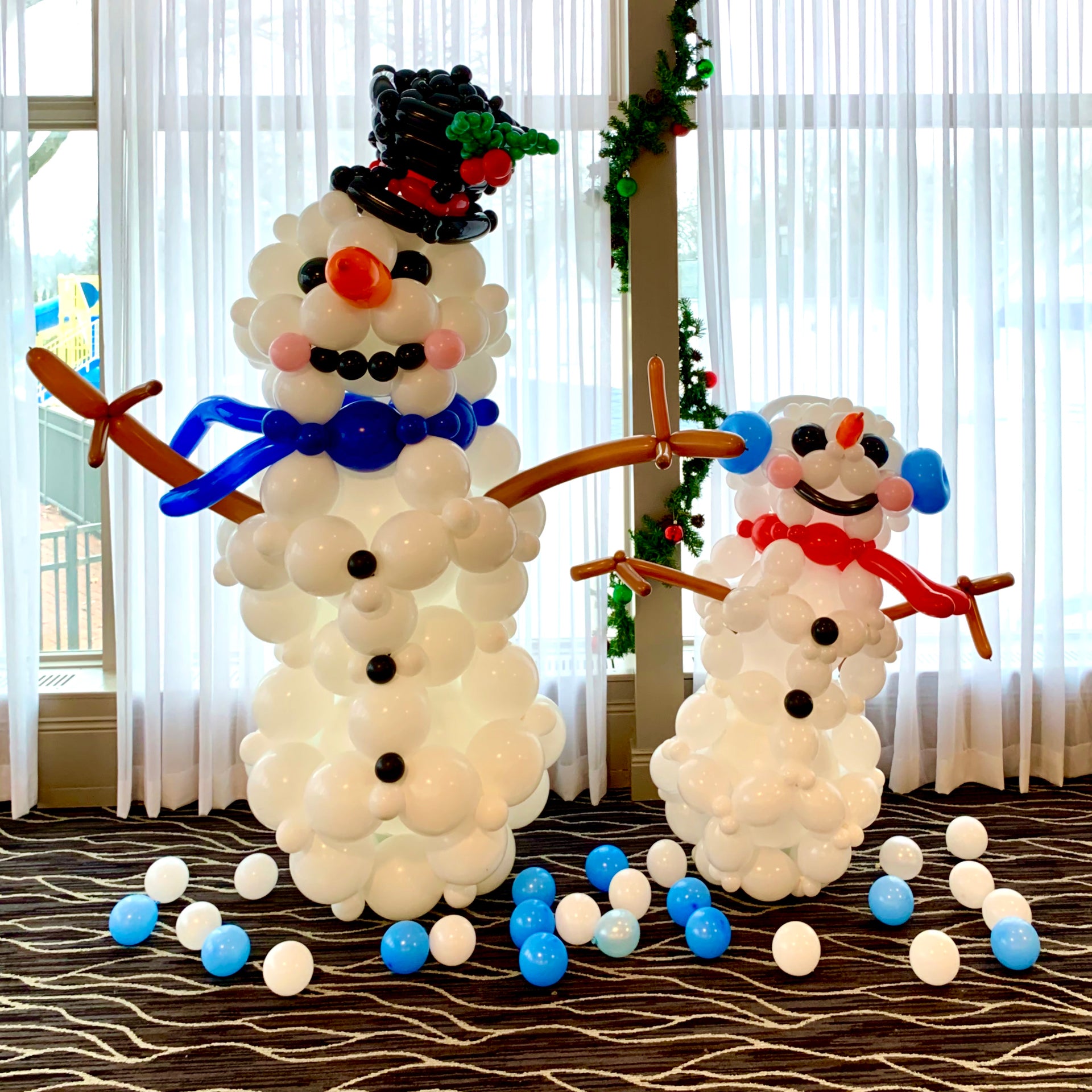 Holiday and Seasonal Styling & Custom Decorations