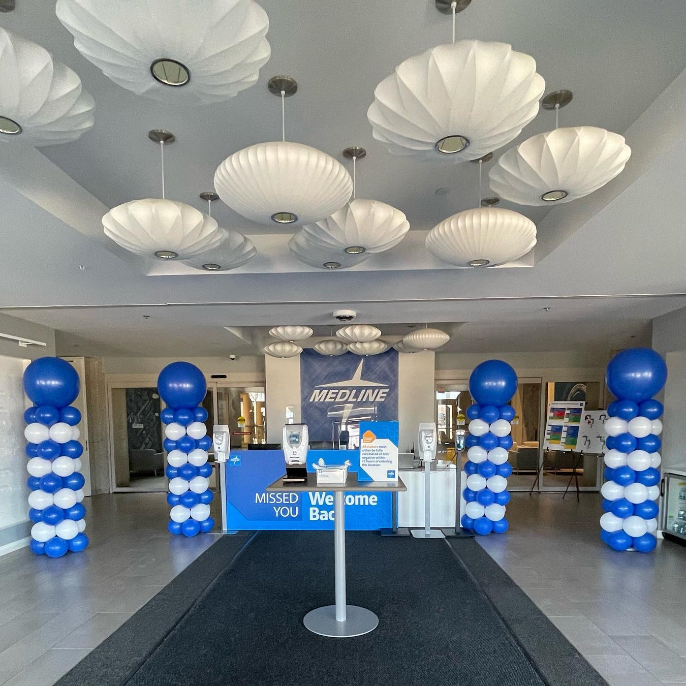 Balloon Columns and Event Installations in Chicago