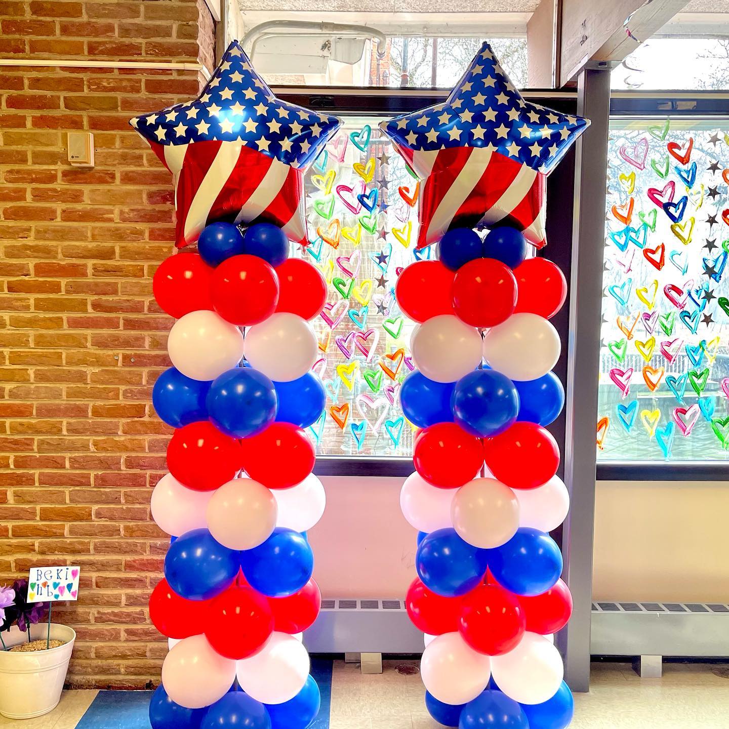 Balloon Garlands & Columns