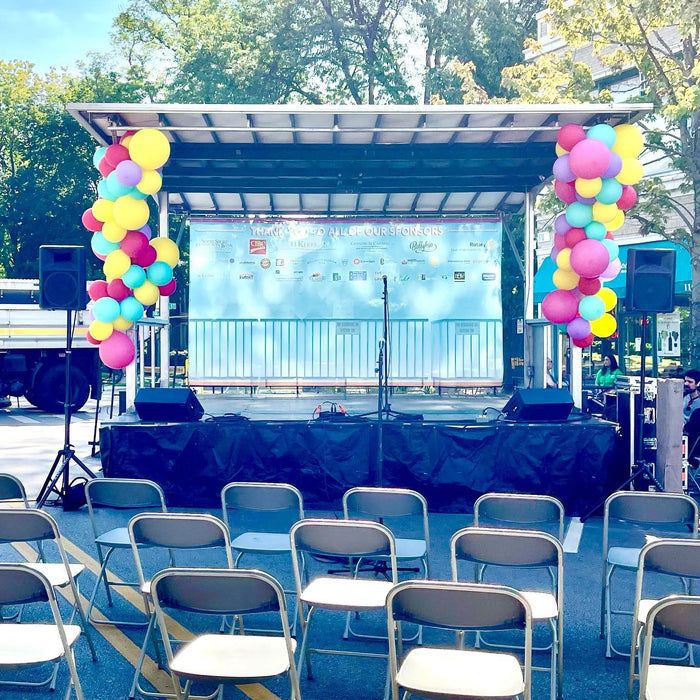 Athletic Event Photo-Op, Classic Balloon Arch & Organic Puffs